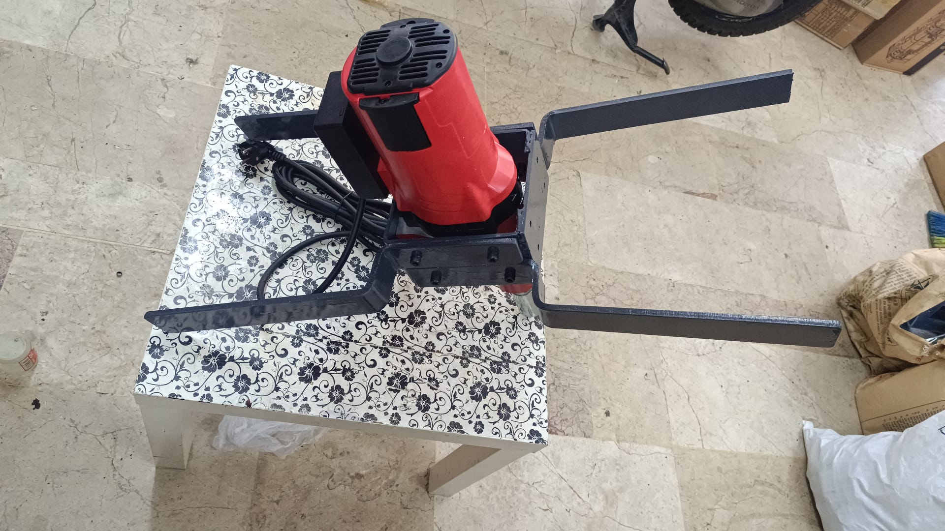 4 Kollu Elektrikli El Karot Makinesi görseli